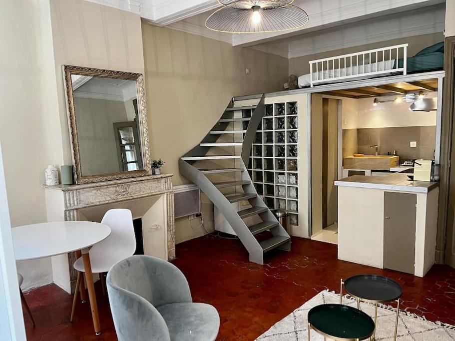 Apartamento Studio Au Coeur D'Aix Aix-en-Provence Exterior foto